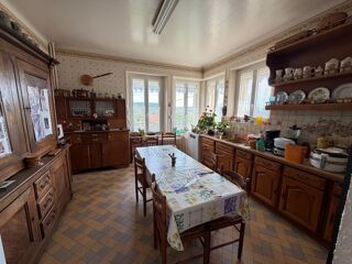  Maison � vendre 8 pi�ces 180 m�