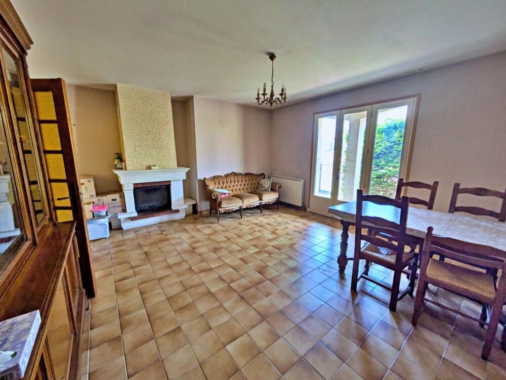 Vente Maison Maison 10 pièces / 182 m² / 159 900 EUR / SAINT-SALVY-DE-LA-BALME Saint salvy de la balme