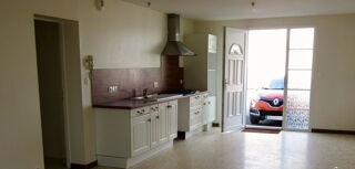  Immeuble  vendre 15 + pices 372 m