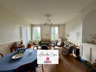  Propri�t�/ch�teau � vendre 10 pi�ces 305 m�