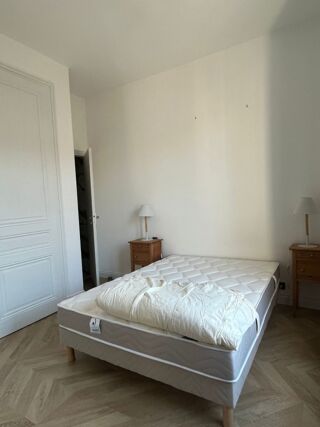 Appartement à louer 2 pièces 48 m²