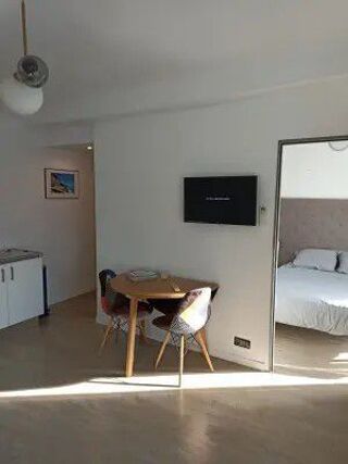  Appartement à louer 2 pièces 31 m²