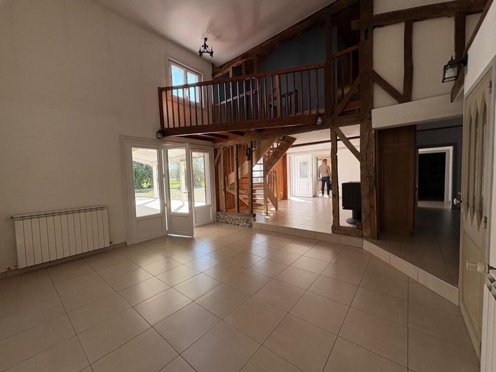 Prix à la baisse pour cette belle Maison avec dépendances !!