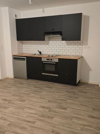  Appartement à louer 2 pièces 38 m²