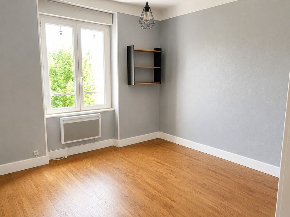 ? OPPORTUNITÉ RARE À DARNEY  IMMEUBLE AVEC LOCAL COMMERCIAL ET APPARTEMENT  IDÉAL INVESTISSEUR OU PROFESSIONNEL ?