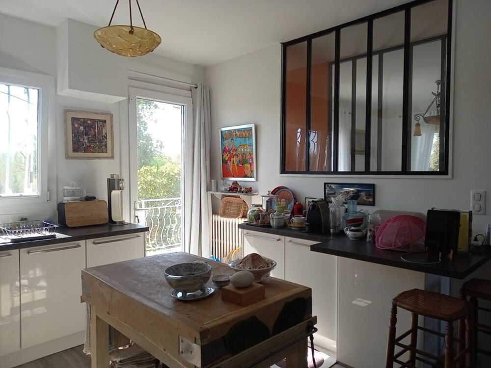 Jolie maison rénovée de 2/3 chambres avec studio indépendant sur un beau terrain arboré de 3600m2 sans vis à vis