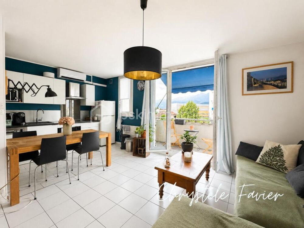 EXCLUSIVITÉ - DUPLEX T3 DE 68 m2 AVEC BALCON, CAVE ET VUE PANORAMIQUE SUR LE VERCORS ET LE GRÉSIVAUDAN