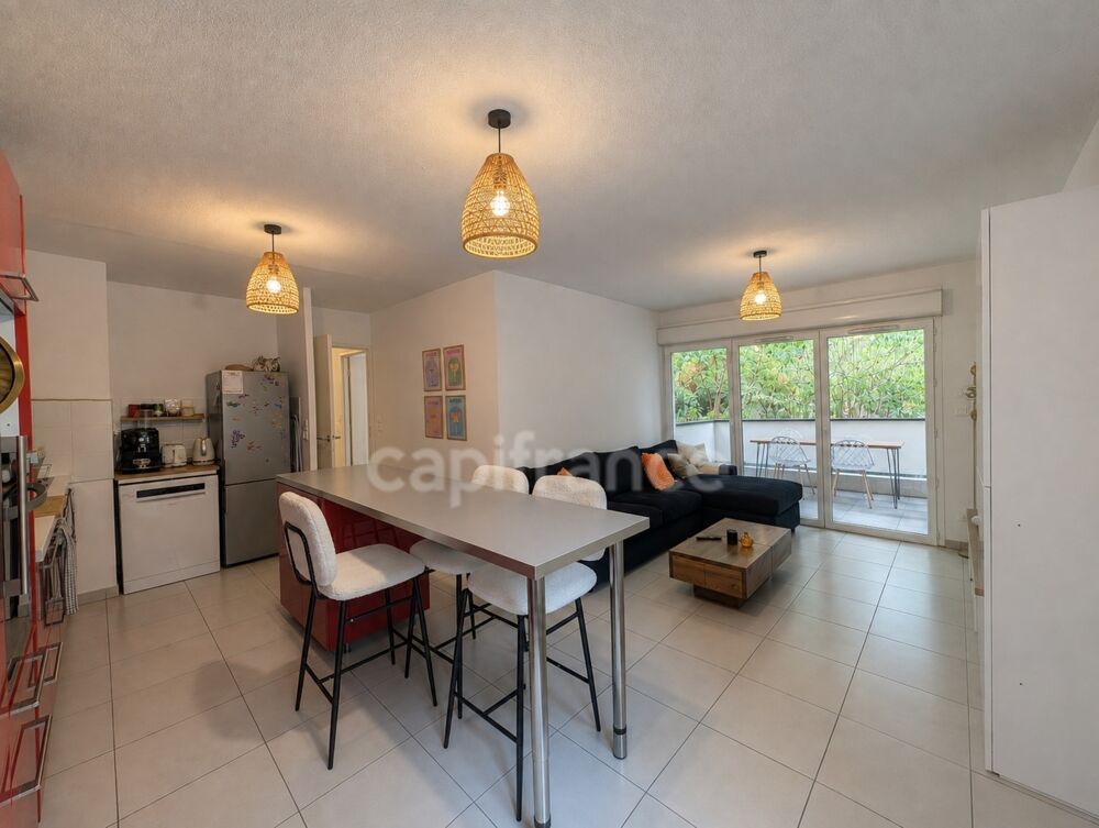 Location Appartement Appartement à louer 3 pièces PESSAC (33) - Terrasse et parking Pessac