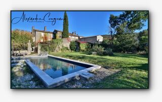  Maison � vendre 9 pi�ces 307 m�