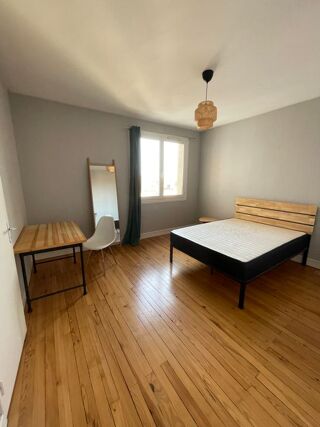  Appartement à louer 2 pièces 65 m²