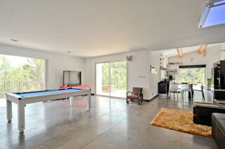  Maison à louer 5 pièces 160 m²