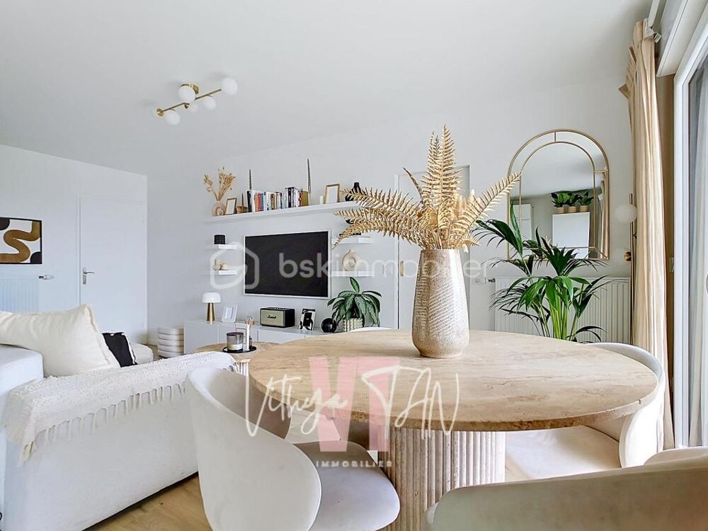 Appartement F4 de STANDING - CENTRE VILLE CHESSY URBAIN