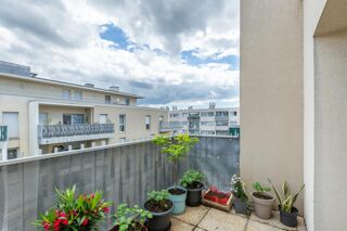  Appartement � vendre 4 pi�ces 77 m�