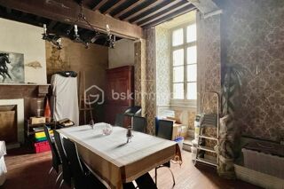  Propriété/château à vendre 6 pièces 255 m²