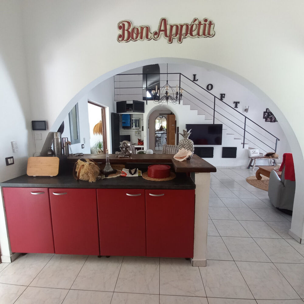 Vente Villa Maison T4 à vendre à Saint-François (971),plain-pied, piscine, pool house, jardin paysagé d'exception Saint francois