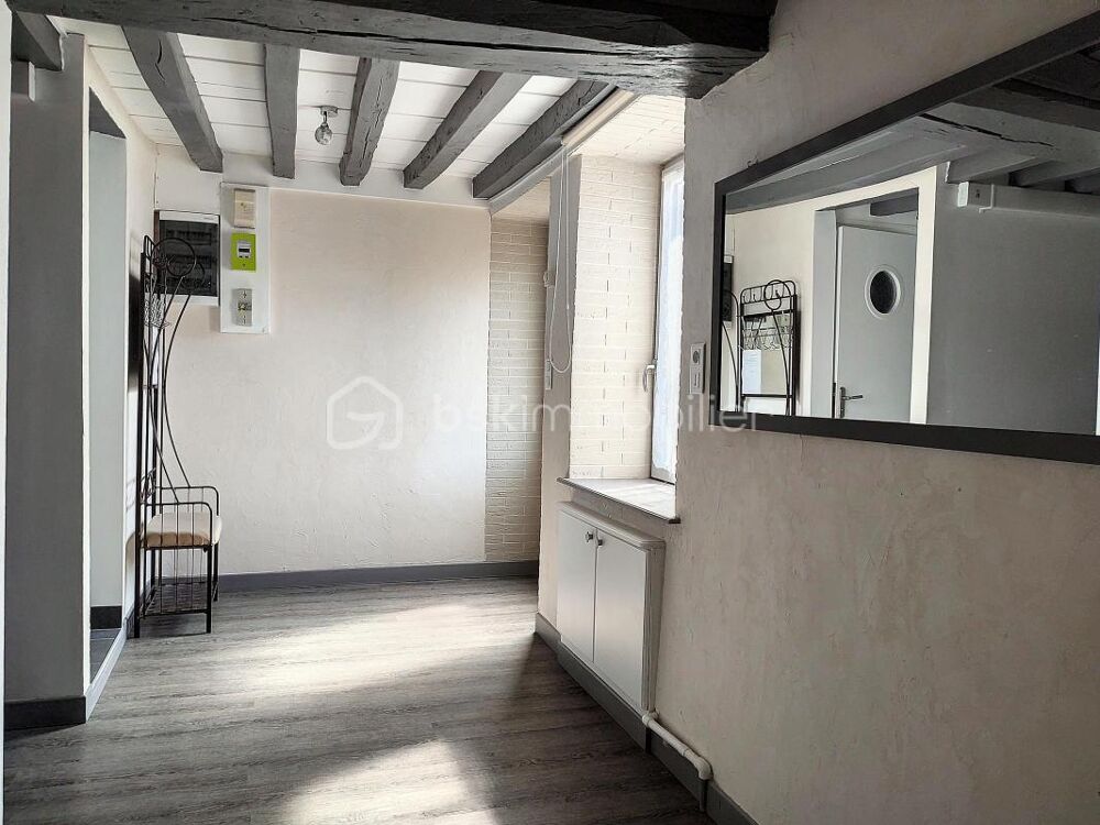 A VENDRE - Maison en pierre de 95 m2 dans un environnement calme
