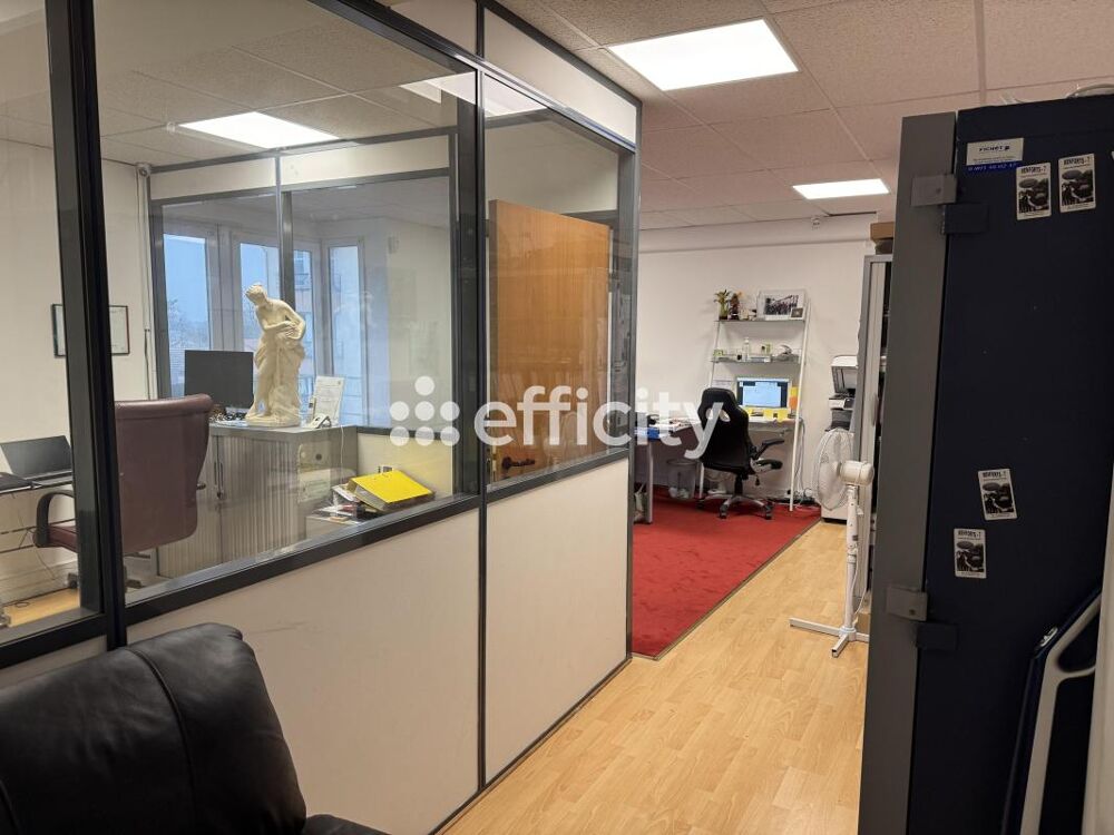  Bureau 