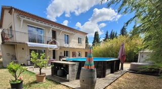  Villa  vendre 8 pices 190 m