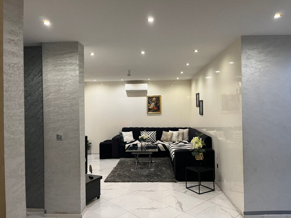 Vente Maison Maison 167 m² 5 chambres et garage ARVEYRES Arveyres