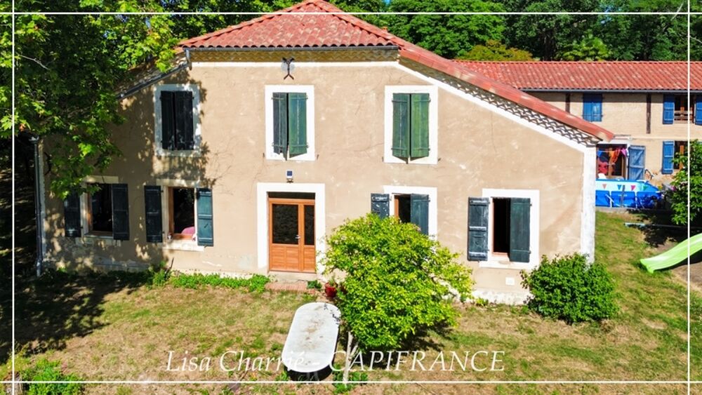 Propriete à vendre 11 pièces de 406 m2 habitables au total, avec dépendance sur 5261 m2 proche de NOGARO (32)