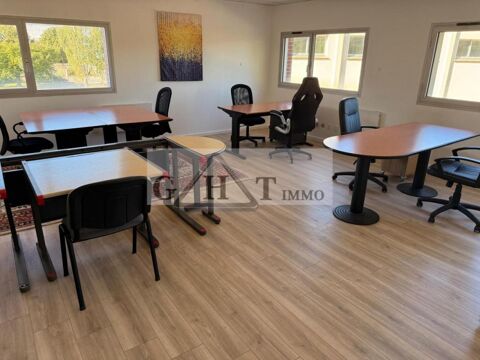 BUREAUX DE 34 M&sup2; A LOUER A MARCOUSSIS 695 91460 Marcoussis
