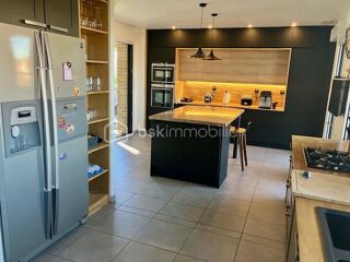  Maison � vendre 6 pi�ces 200 m�