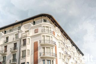  Appartement à vendre 7 pièces 203 m²