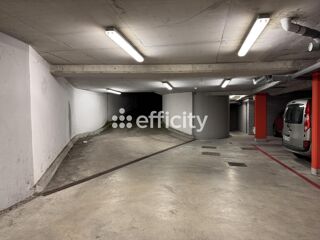  Parking / Garage � vendre 12 m�