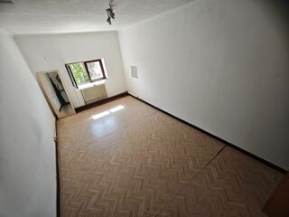  Maison à vendre 8 pièces 221 m²