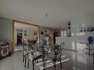 Vente Maison Nichée au cœur de LA FORCE (24130), une maison à vendre de 5 pièces La force
