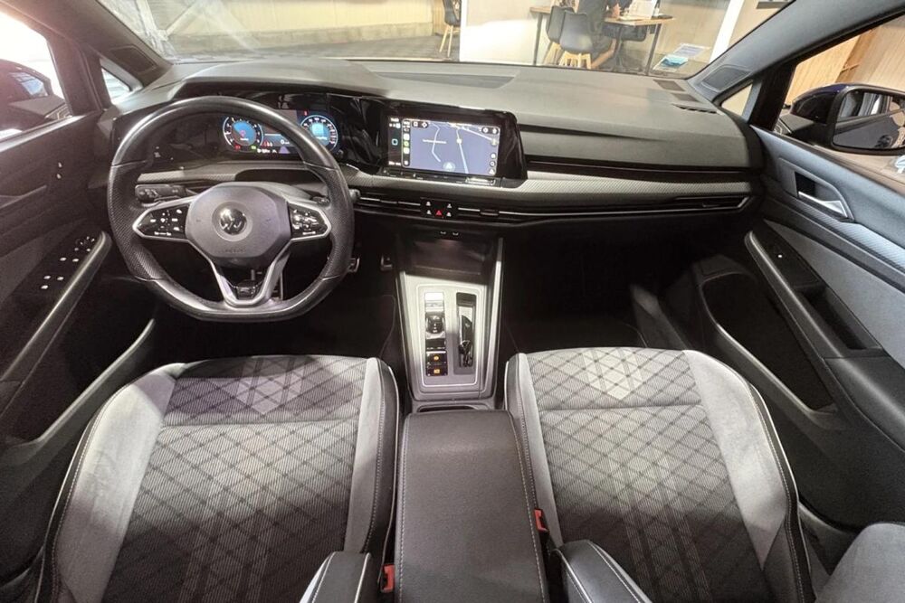 Golf 1.5 eTSi 16V BMT DSG7 150 R-Line 1st 2022 occasion 85190 Venansault