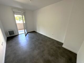  Appartement à louer 2 pièces 46 m²
