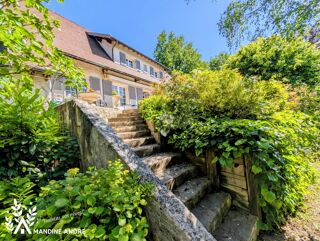  Villa à vendre 11 pièces 251 m²