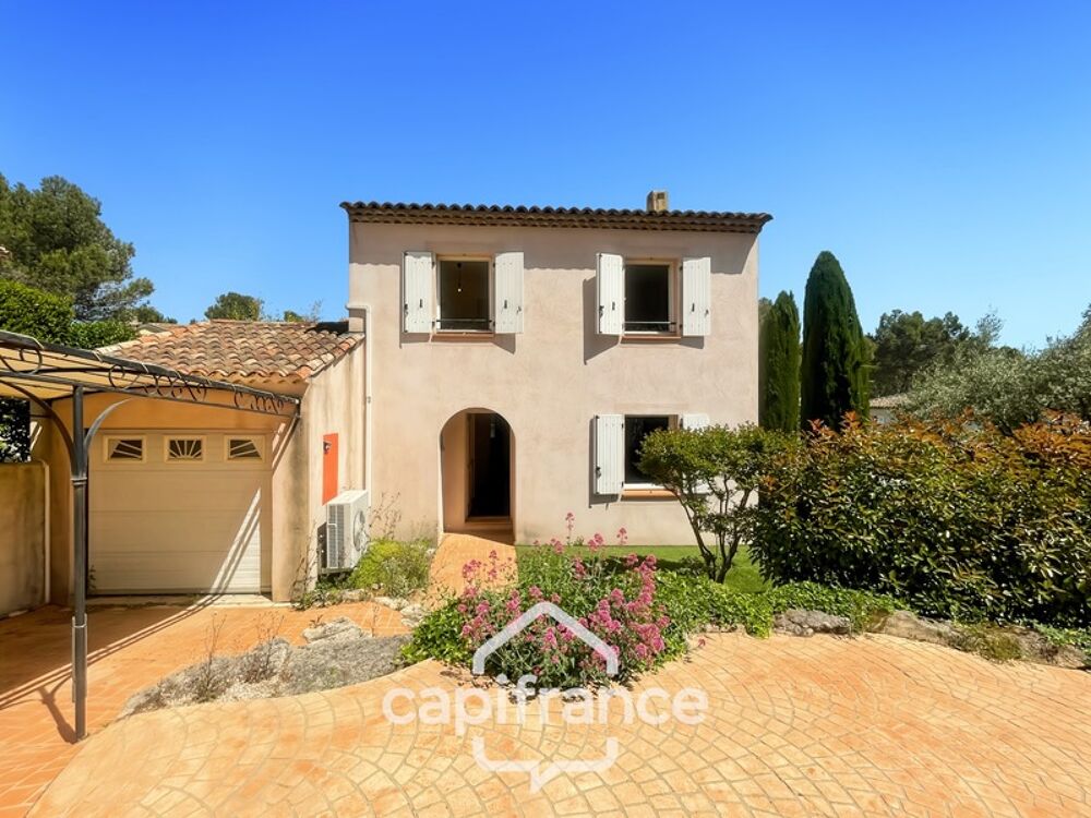 Bienvenue dans votre nouvelle villa familiale et élégante au Domaine et golf de Pont royal, 4 chambres, 110 m2 , jardin 556 m2