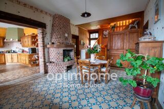  Maison  vendre 8 pices 225 m