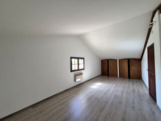  Villa  vendre 9 pices 196 m