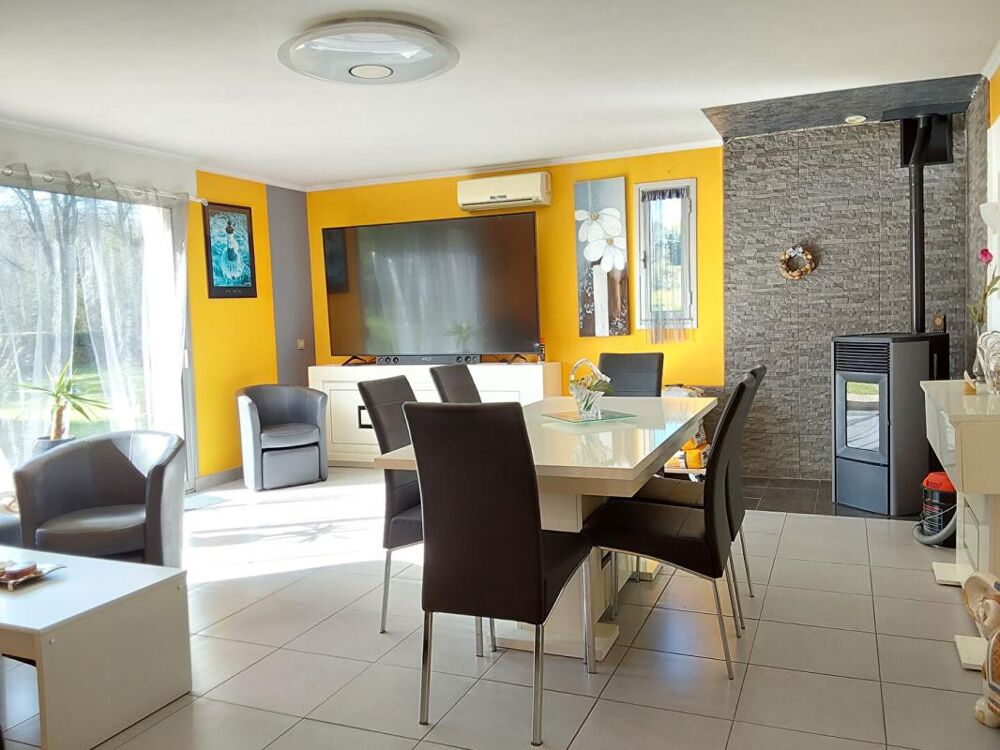 Maison Spezet 8 pièce(s) 167 m2