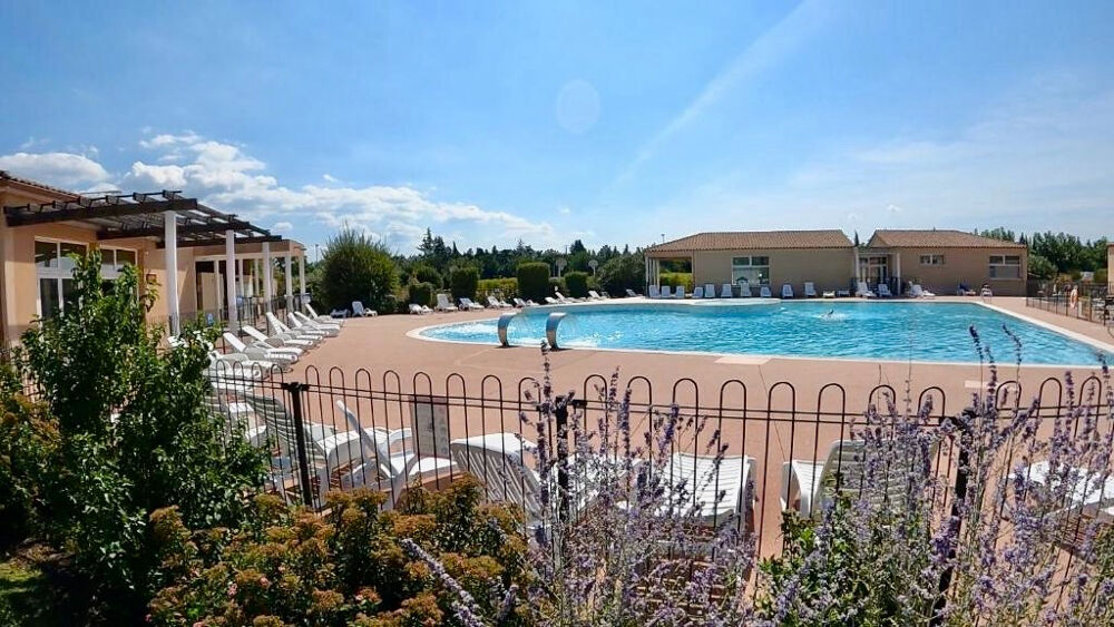 Maison 3 pièces 68 m2 avec terrasse et piscine