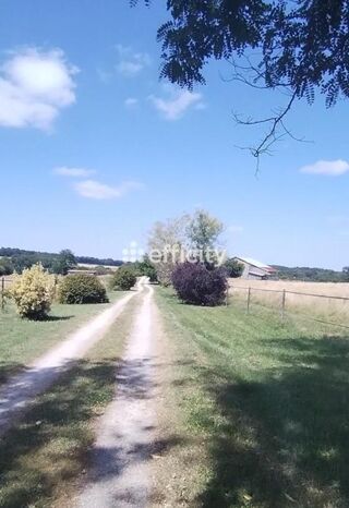  Maison � vendre 15 + pi�ces 415 m�