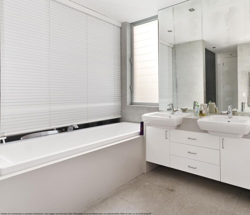 ****Bel appartement 3 pièces avec BALCON et place de PARKING sécurisée en sous sol !
