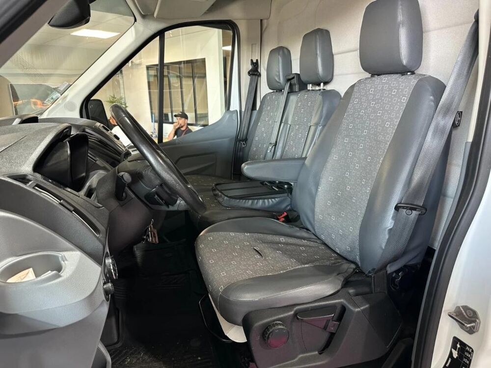 Transit FOURGON T330 L3H3 2.0 TDCI 170 BVA TREND BUSINESS 2018 occasion 85190 Venansault