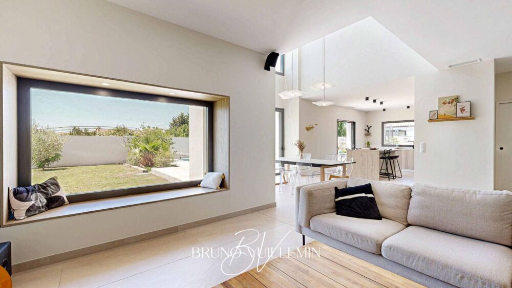 VILLA D'ARCHITECTE CLASSEE DOUBLE A / PISCINE, GARAGE & CARPORT / 2 SUITES et 3 CHAMBRES