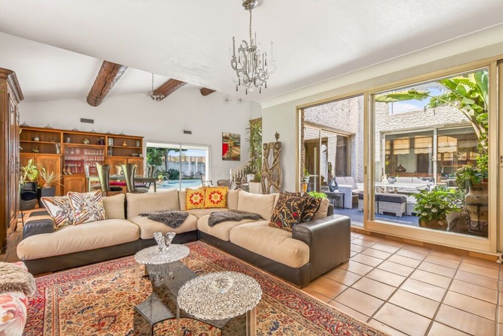 Vente Maison - CHATEAUNEUF LES MARTIGUES (13) - MAISON DE PRESTIGE - T10 - 3 SUITES PARENTALES + 3 CHAMBRES - PISCINE -TERRASSE - PARKING - C Chateauneuf les martigues