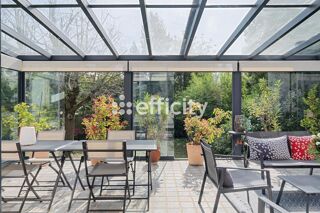  Villa à vendre 7 pièces 230 m²