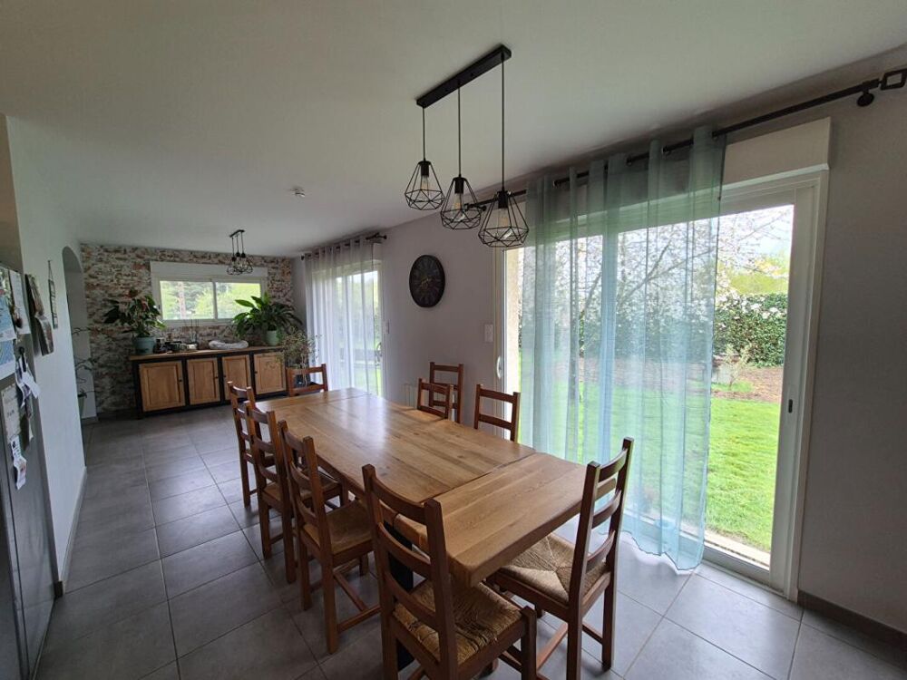 Maison Clergoux 5 pièce(s) 161 m2