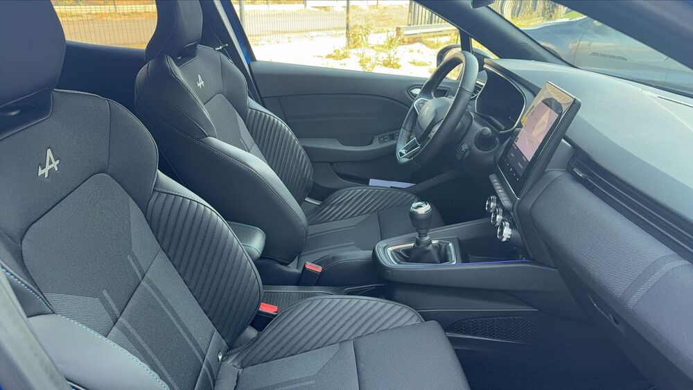 Clio V 1.0 TCe 90 Esprit Alpine 2024 occasion 44119 Grandchamps Des Fontaines