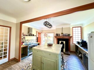  Propri�t�/ch�teau � vendre 9 pi�ces 257 m�