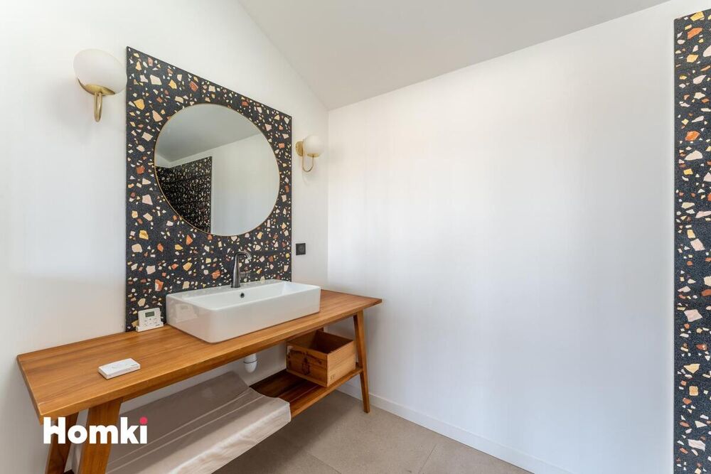 � vendre  Loft Bordeaux (33300)