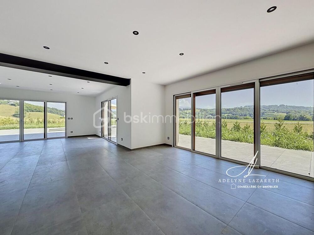 Magnifique maison contemporaine de 230m2 au total