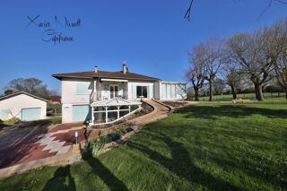 Maison 8 pièces 225 m² · à Pont-de-Vaux · 225 m² · 359 000 €